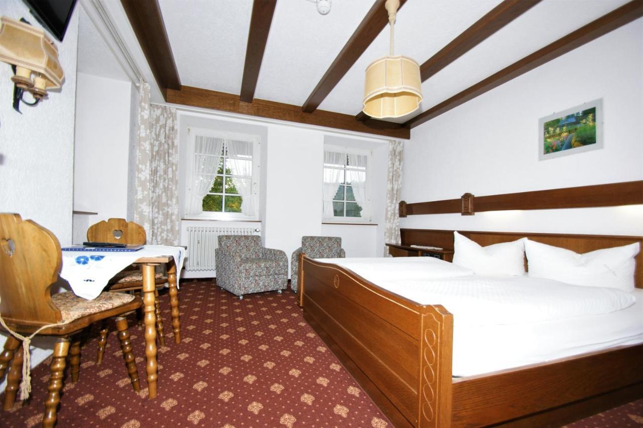 Zur Traube Schwarzwaldhotel & Restaurant Am Titisee Sankt Märgen Dış mekan fotoğraf